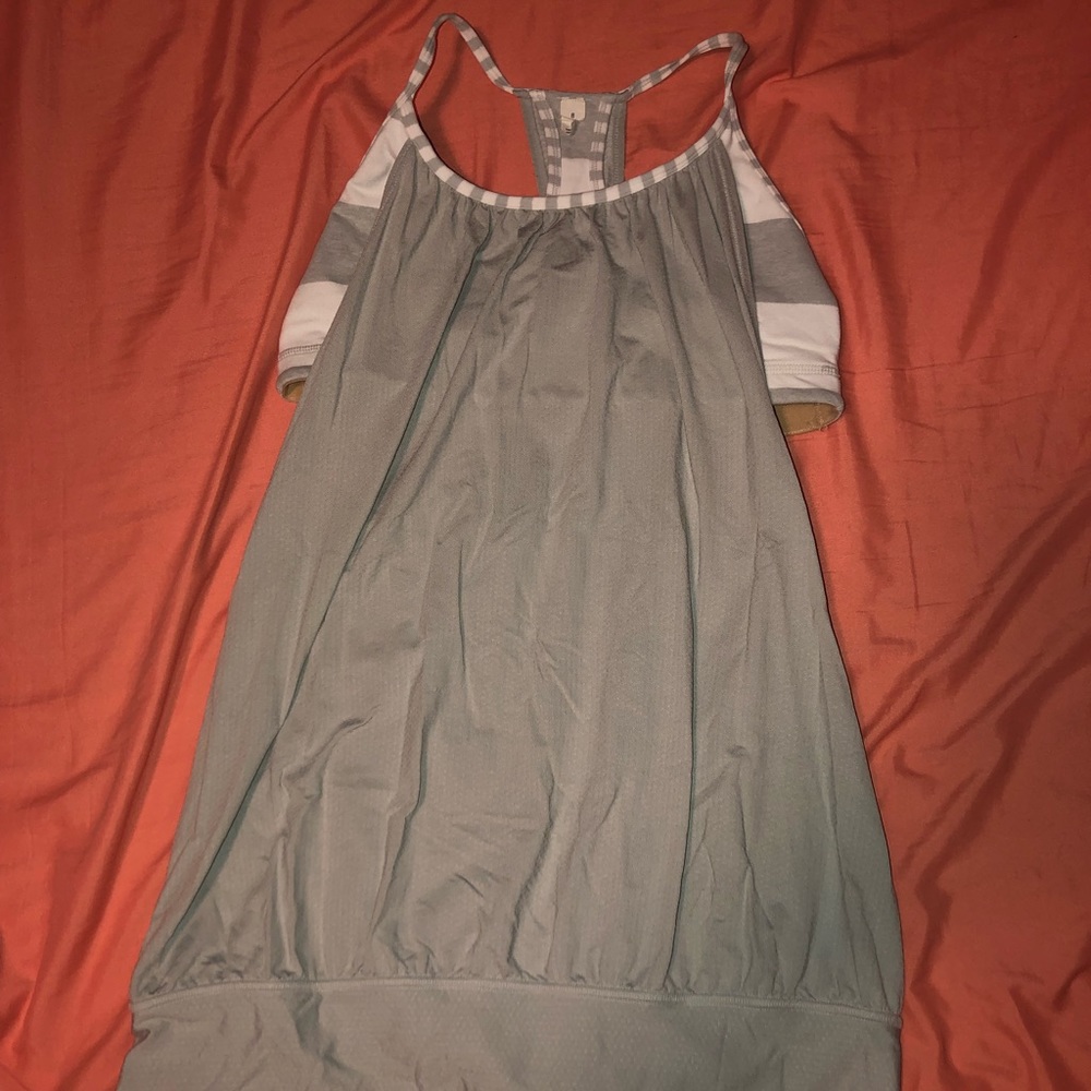 Lulu Tanktop with Built-In Bra
